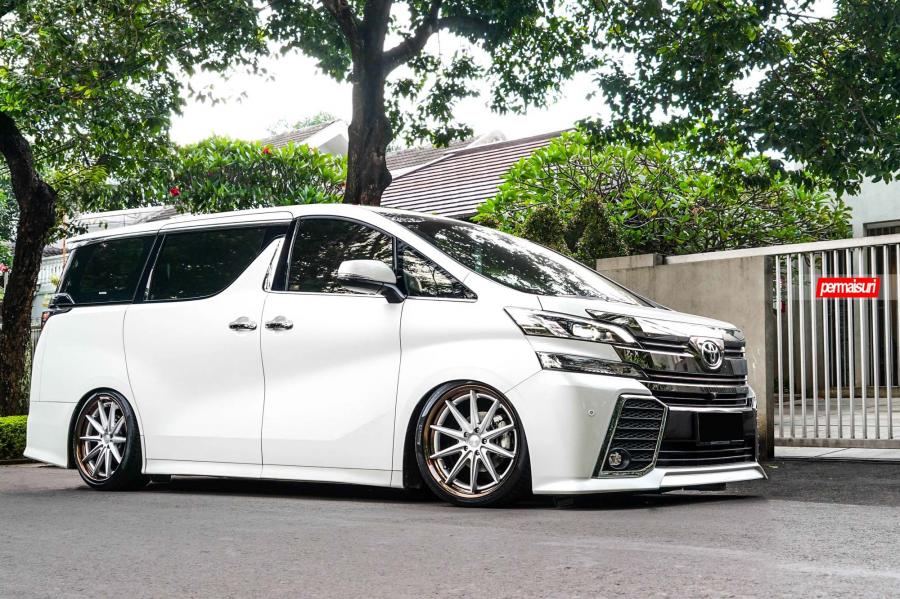 Toyota Vellfire X Work on Vossen Wheels (VWS-1) '2016